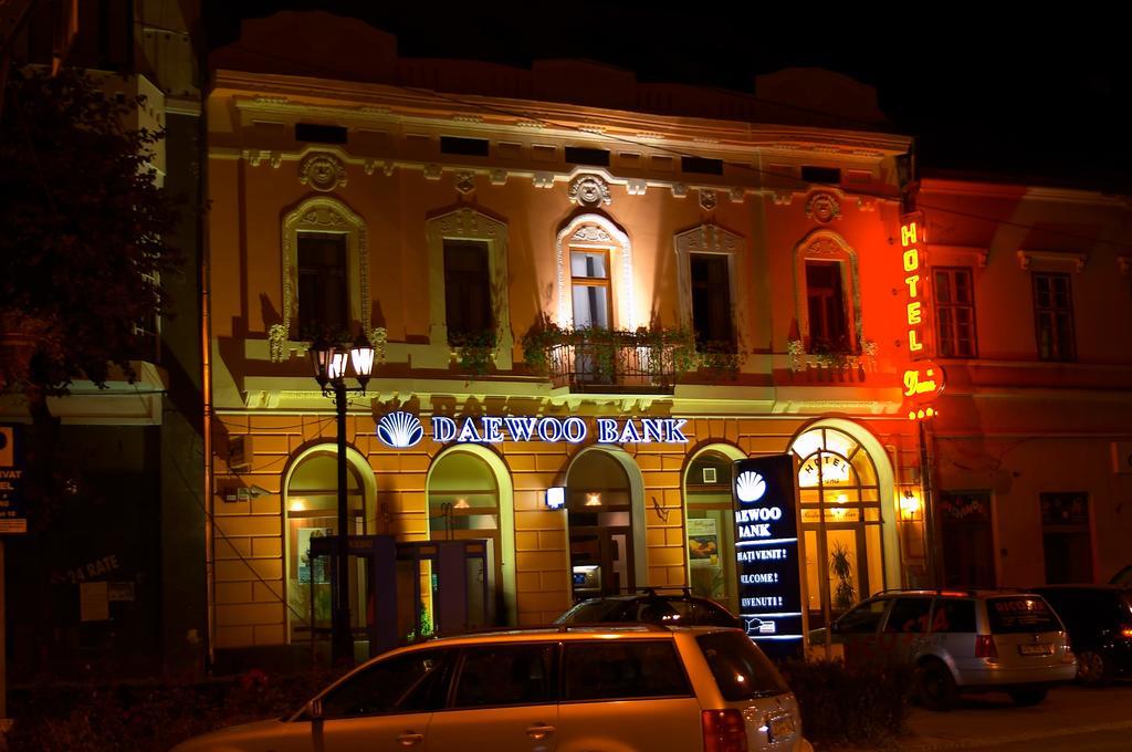 Hotel Dana 2 Satu Mare Luaran gambar