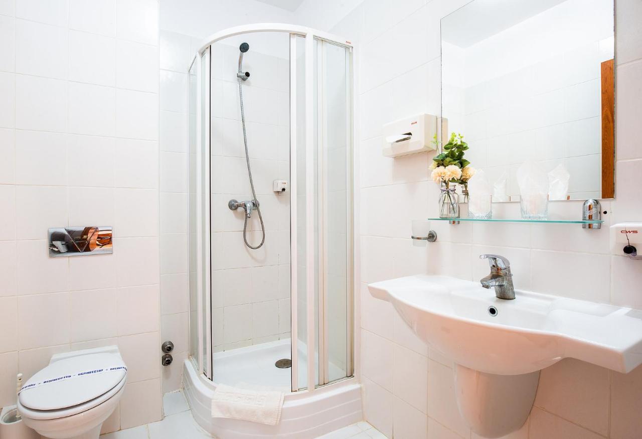 Hotel Dana 2 Satu Mare Luaran gambar